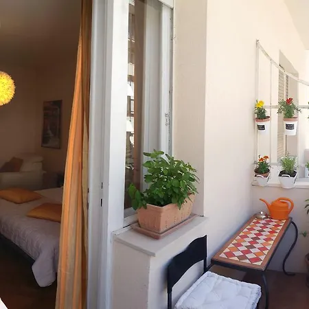 Apartment Cella *